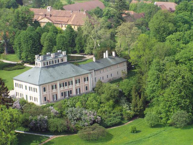 Ratibořice - zámek
